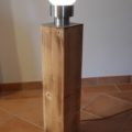 Säule mit Kugel beleuchtet